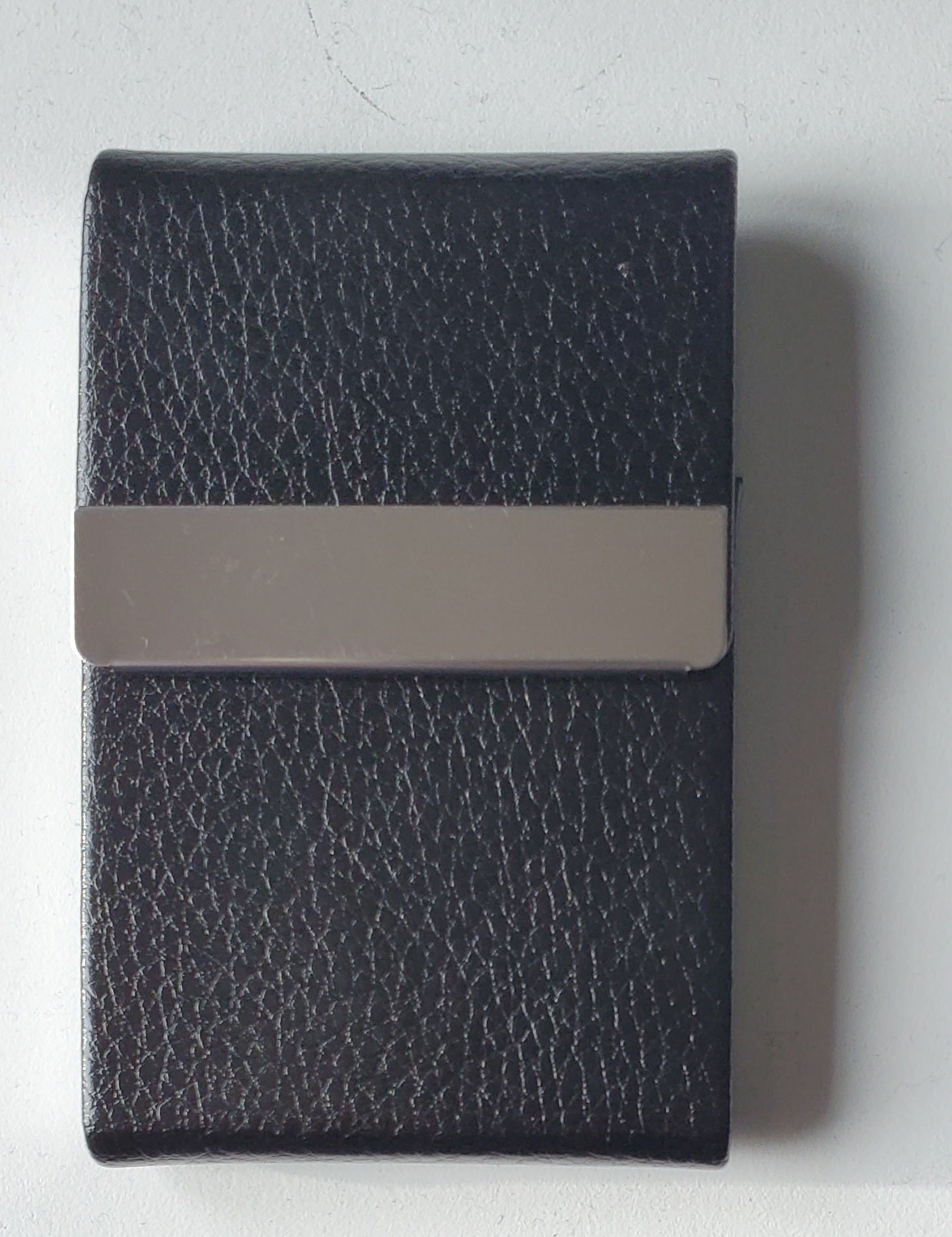 Visitenkartenetui aus PU-Leder & Edelstahl – Magnetverschluss, RFID-Schutz