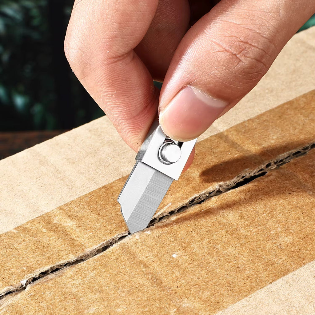 Mini-Taschenmesser aus Edelstahl. Finger Knife,45 mm, mit Anti-Lost-Text oder individueller Lasergravur